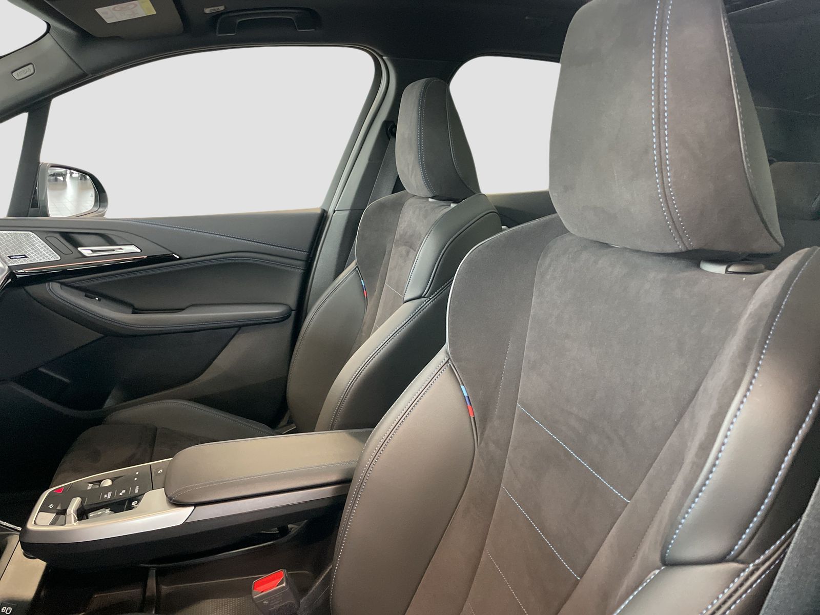 BMW 223 Active Tourer - Bild 11