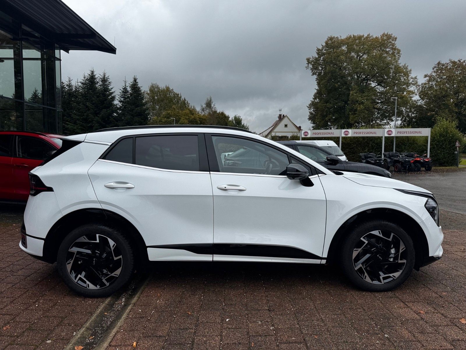 Fahrzeugabbildung Kia SPORTAGE 180PS AWD GTL DRIVEP. SOUNDP.