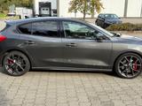 Ford Focus 2,3 EcoBoost ST Styling-Paket ST Styli... - Ford Focus: ST Styling Paket