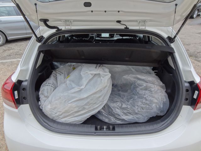 Fahrzeugabbildung Kia Rio Spirit/2.Hd/Kamera/Navi/SitzH/Alu/Garantie/