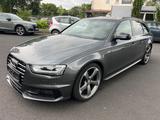 Audi A4 Avant S line Sportpaket / plus Euro 6 - mit Benzin-Antrieb: Grau, Kombi, Sportpaket