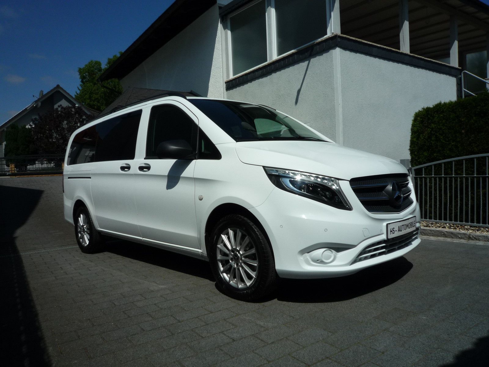 MERCEDES-BENZ Vito Mixto 119 CDI/BT 4MATIC lang/STHZ/AHK/LED