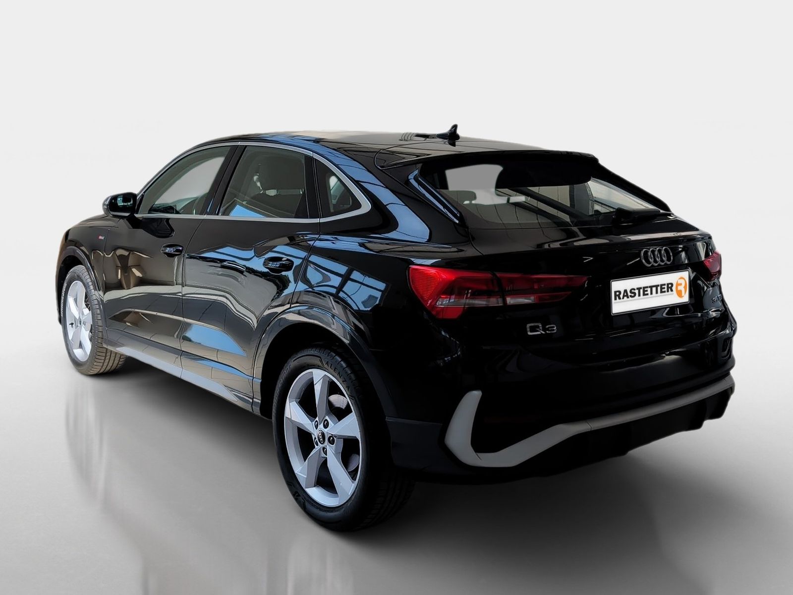 Audi Q3 Sportback 35 TDI S line AHK+Navi+ACC+19Z+eHec foto 4