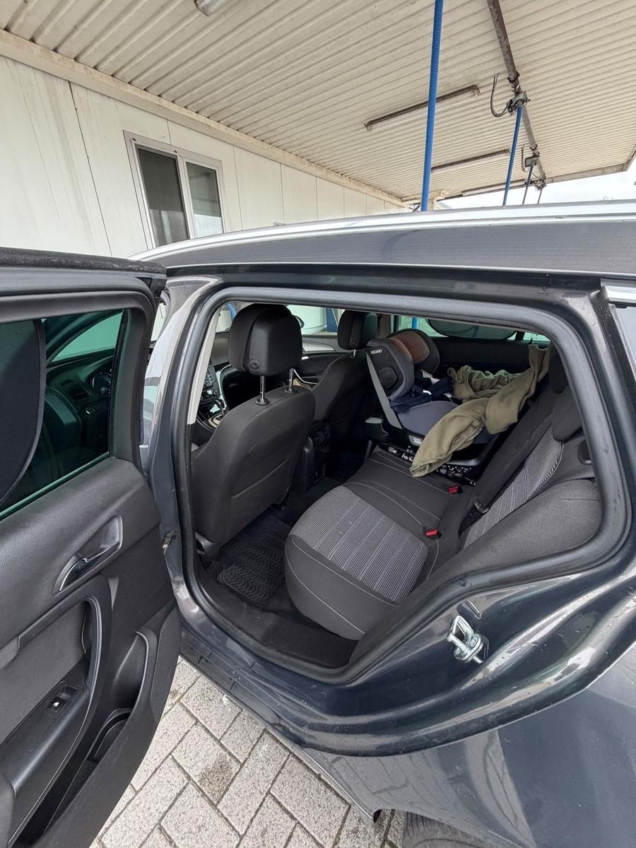 Opel Insignia 2013 — photo 10