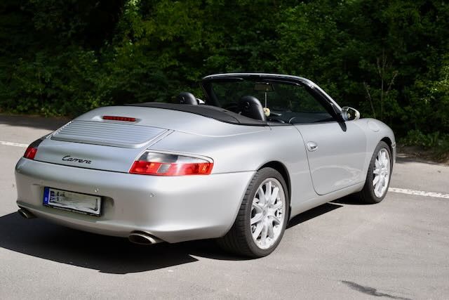 Porsche 996