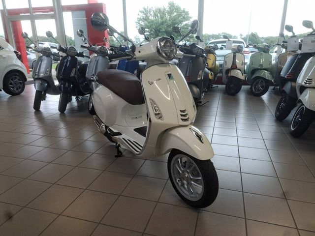 Vespa PRIMAVERA 125