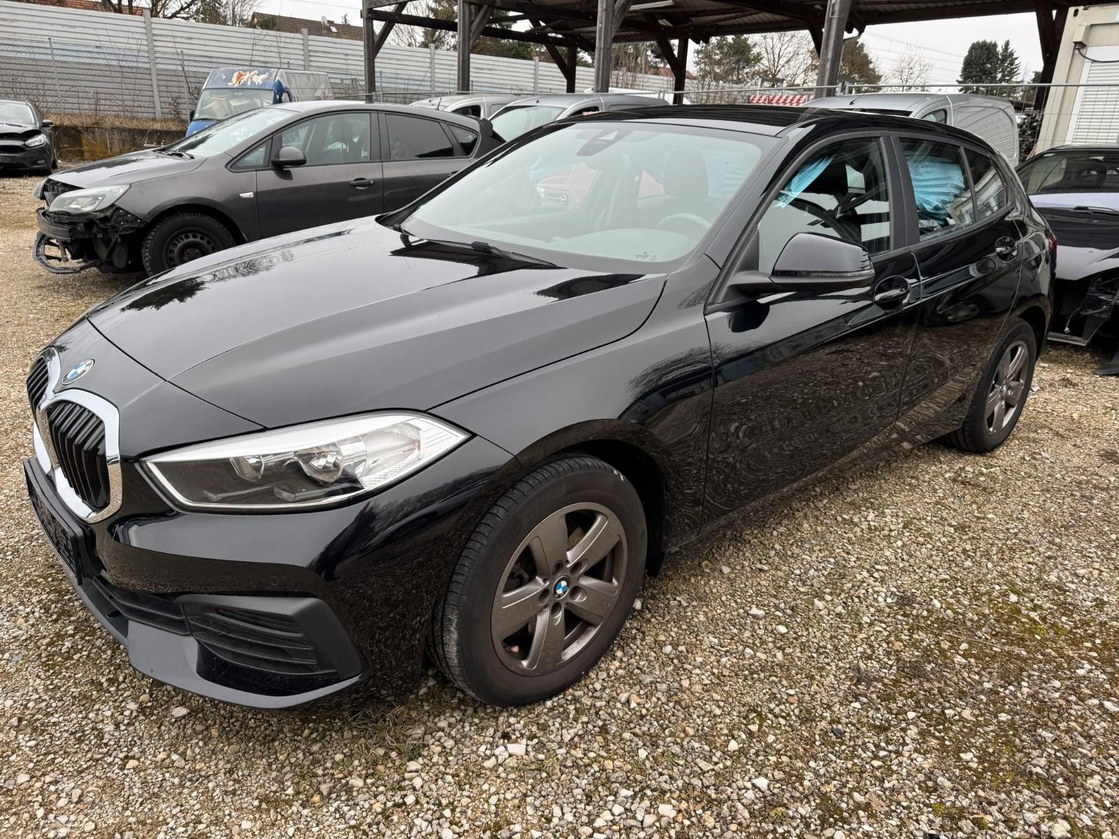 BMW 116d Advantage Live Cockpit Navi Sitzheizung