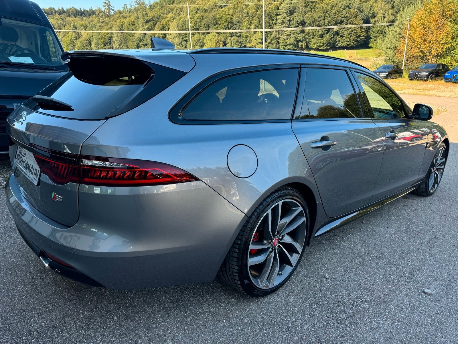 Fahrzeugabbildung Jaguar Jaguar XF Sportbrake S 30/ Kamera/ Navi/ Ambient