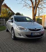 Opel Astra Sports Tourer 1.4 Turbo Edition 140 Ps - Opel Astra: 14 Turbo