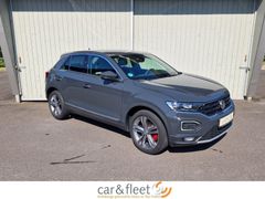 Fahrzeugabbildung Volkswagen T-Roc Sport 1.5 TSI ACT DSG Navi LED PDC RFK