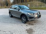Volkswagen Touareg 7P 3.0 V6 TDI 4X4 DSG/AHK/KAM 360°/R-Lin - Volkswagen Touareg: 7