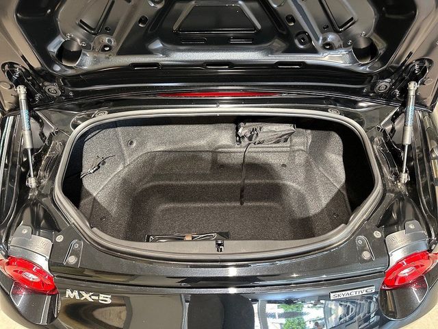 Mazda MX-5 1.5L SKYACTIV-G (132 hp)