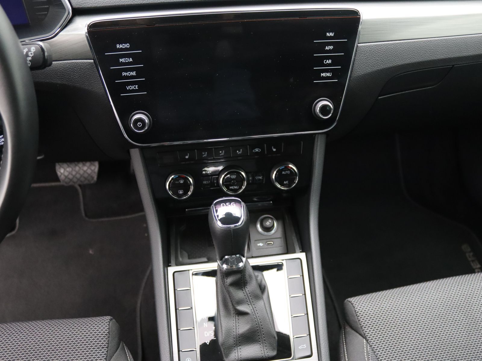 Skoda Superb - Bild 16