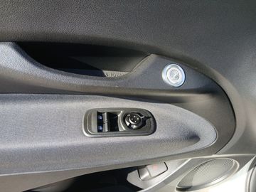 Fiat 500 e Icon +Kam.+LED+SHZ+PDC+SpurH++AUT