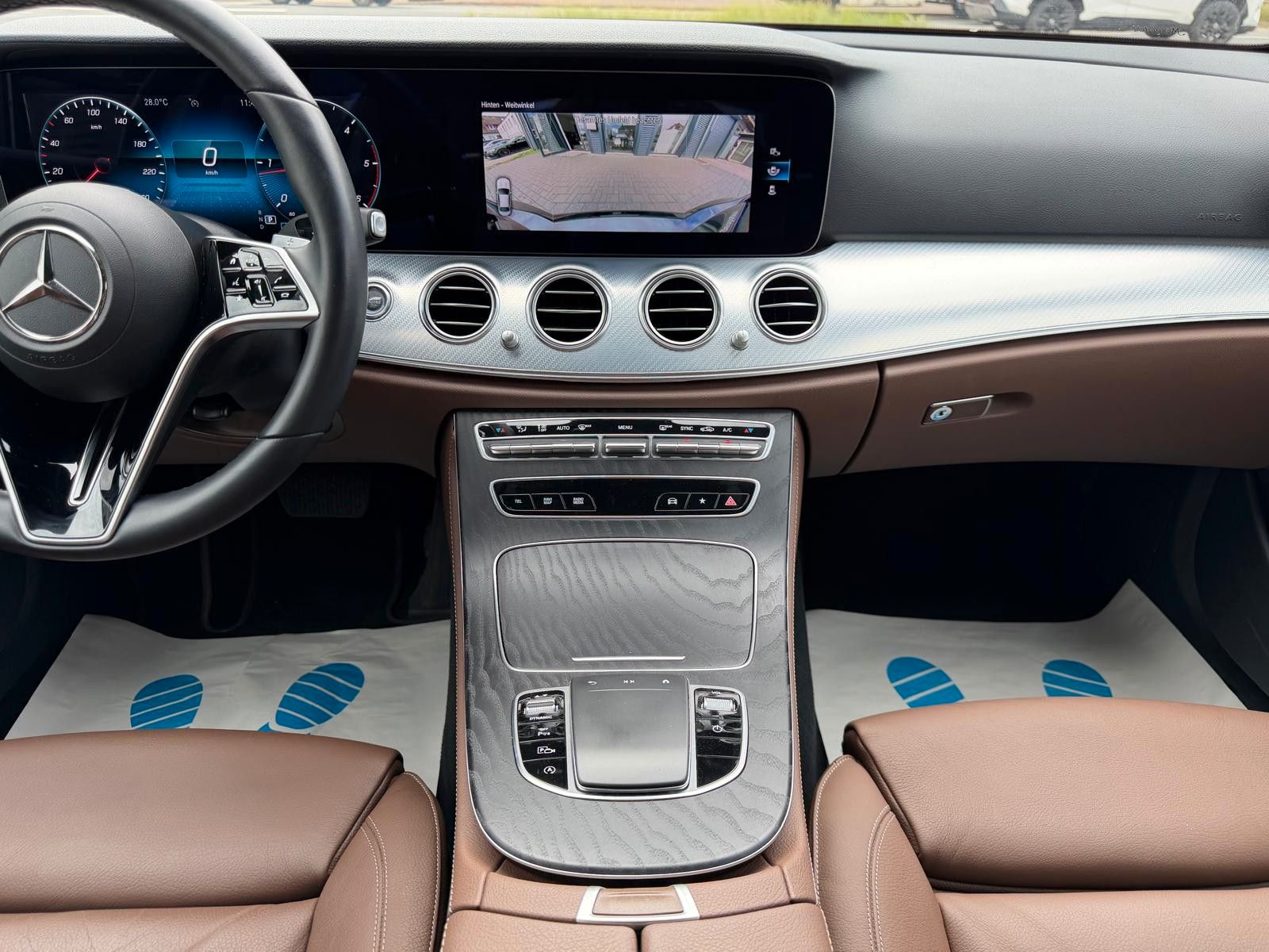 Mercedes-Benz E 200d LIMOUSINE AVANGARDE MBUX/VOLLLEDER foto 16