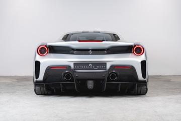 صورة 8 لـ 2019 Ferrari 488 PISTA