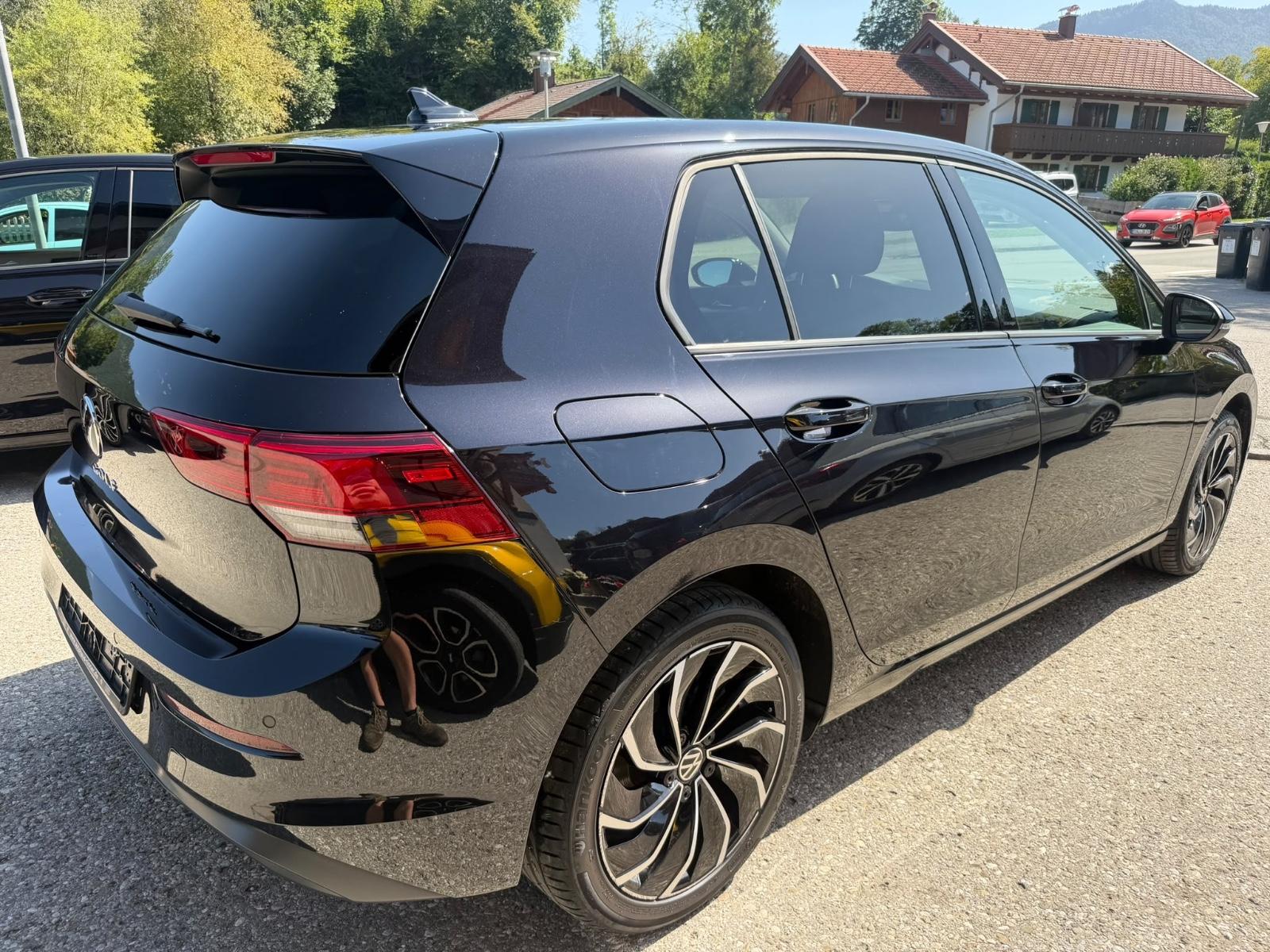 Volkswagen Golf VIII Limousine 2.0Ltr-85kW (116PS) TDI Life, миниатюра 15