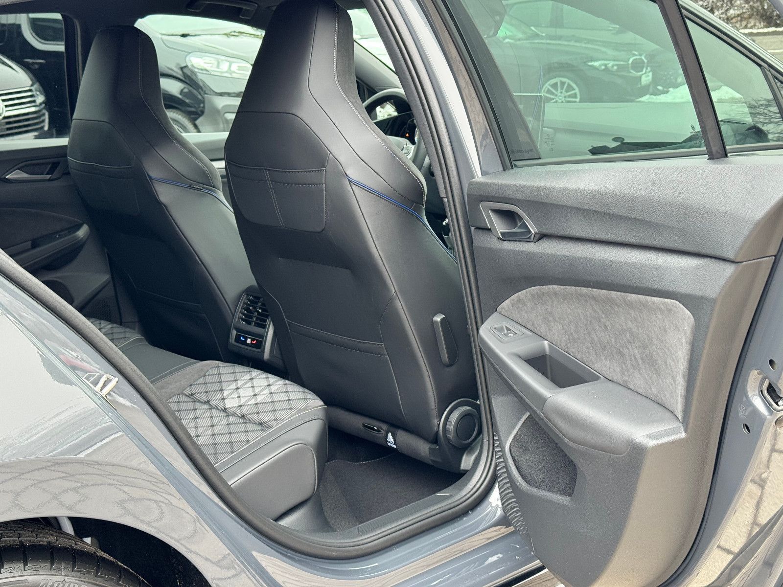 VW Golf, 2025, Benzin, 150 PS