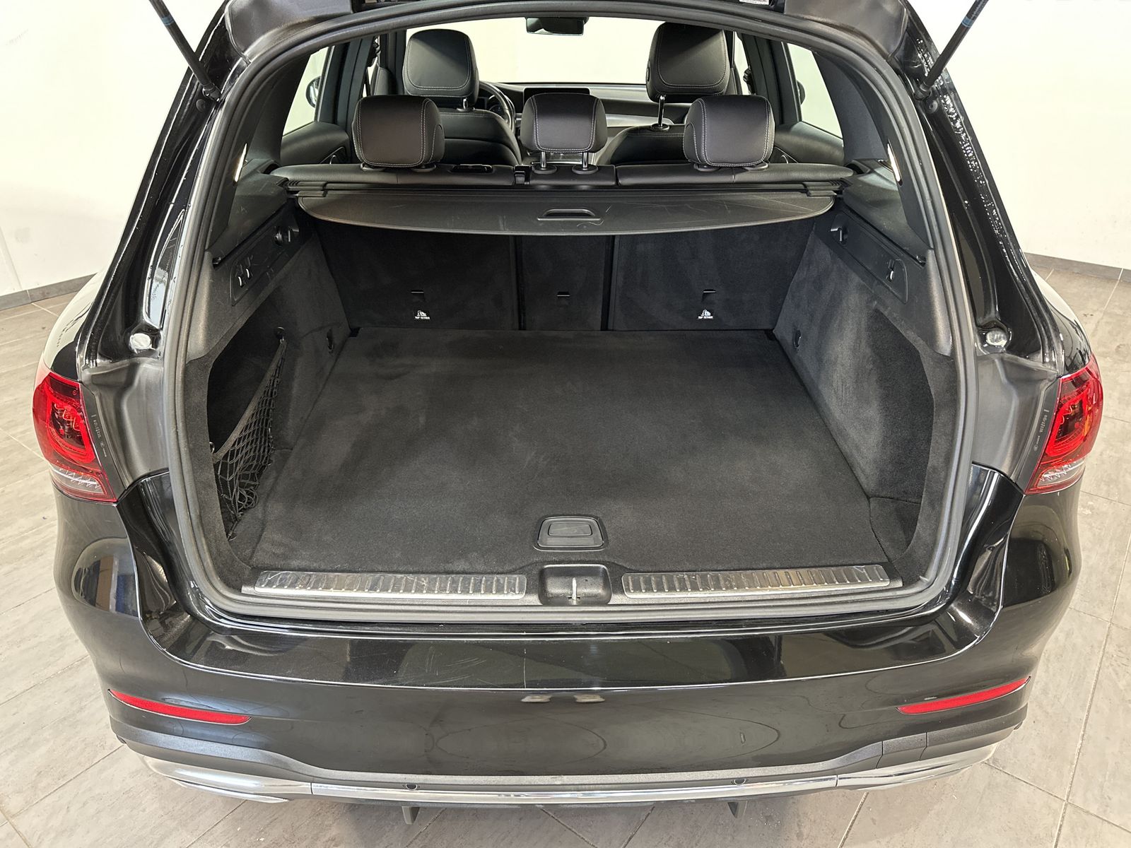 Fahrzeugabbildung Mercedes-Benz GLC 300d 4Matic AMG-Line NAV+LED+AHK+KAMERA+19ZO