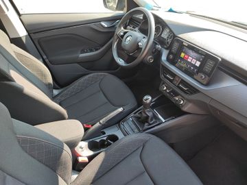 Bild 14 Skoda Kamiq Ambition +PDC+SHZ+CARPLAY+BT+ALU+Allwetter