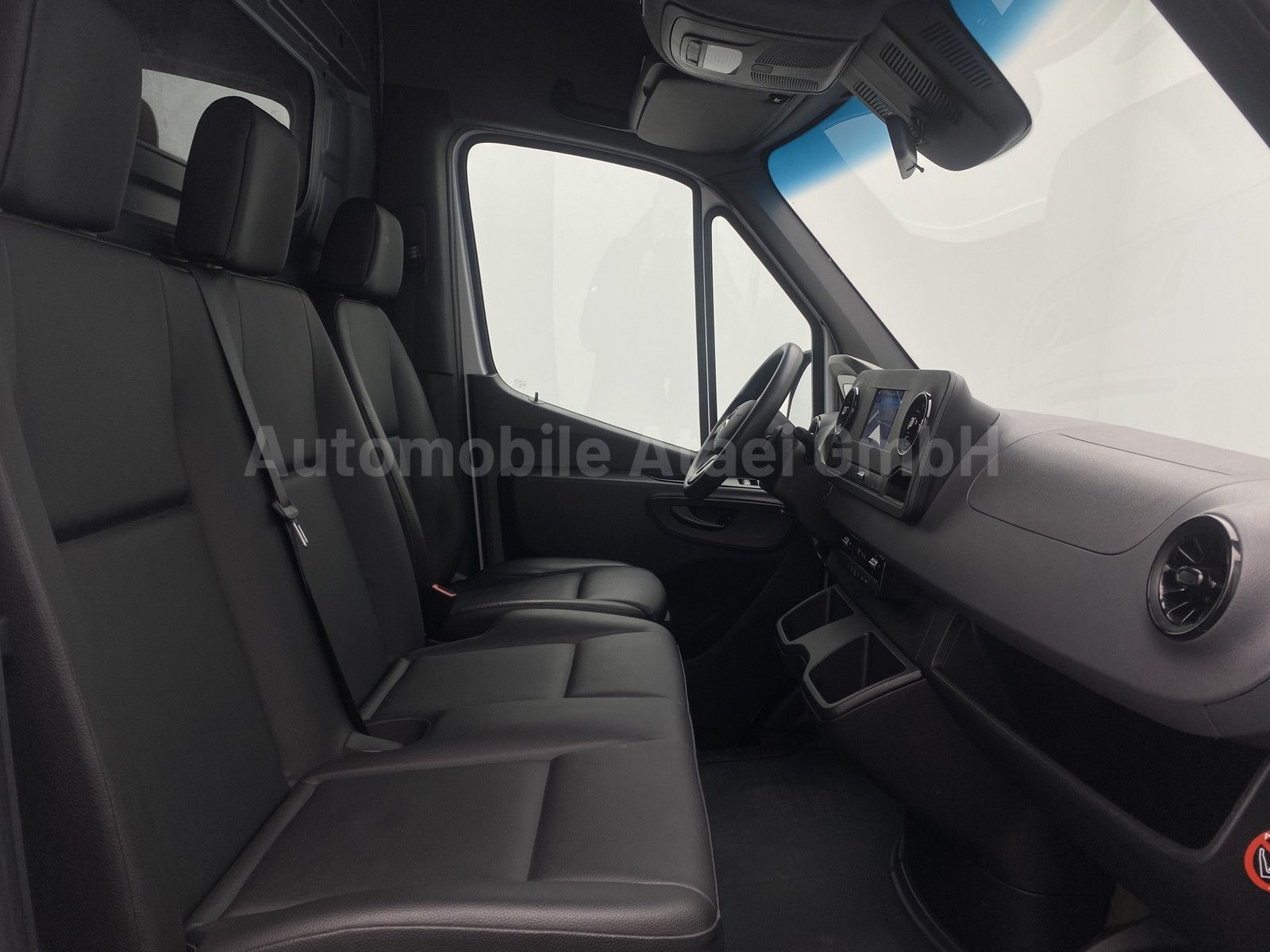 Fahrzeugabbildung Mercedes-Benz Sprinter 316 Automat. MAXI+AHK 3,5t+KAMERA 3724
