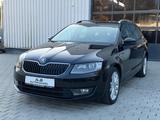 Skoda Octavia Combi Joy 1.6TDI/NAVI/SHZ/App-Connect - Skoda Octavia: Joy