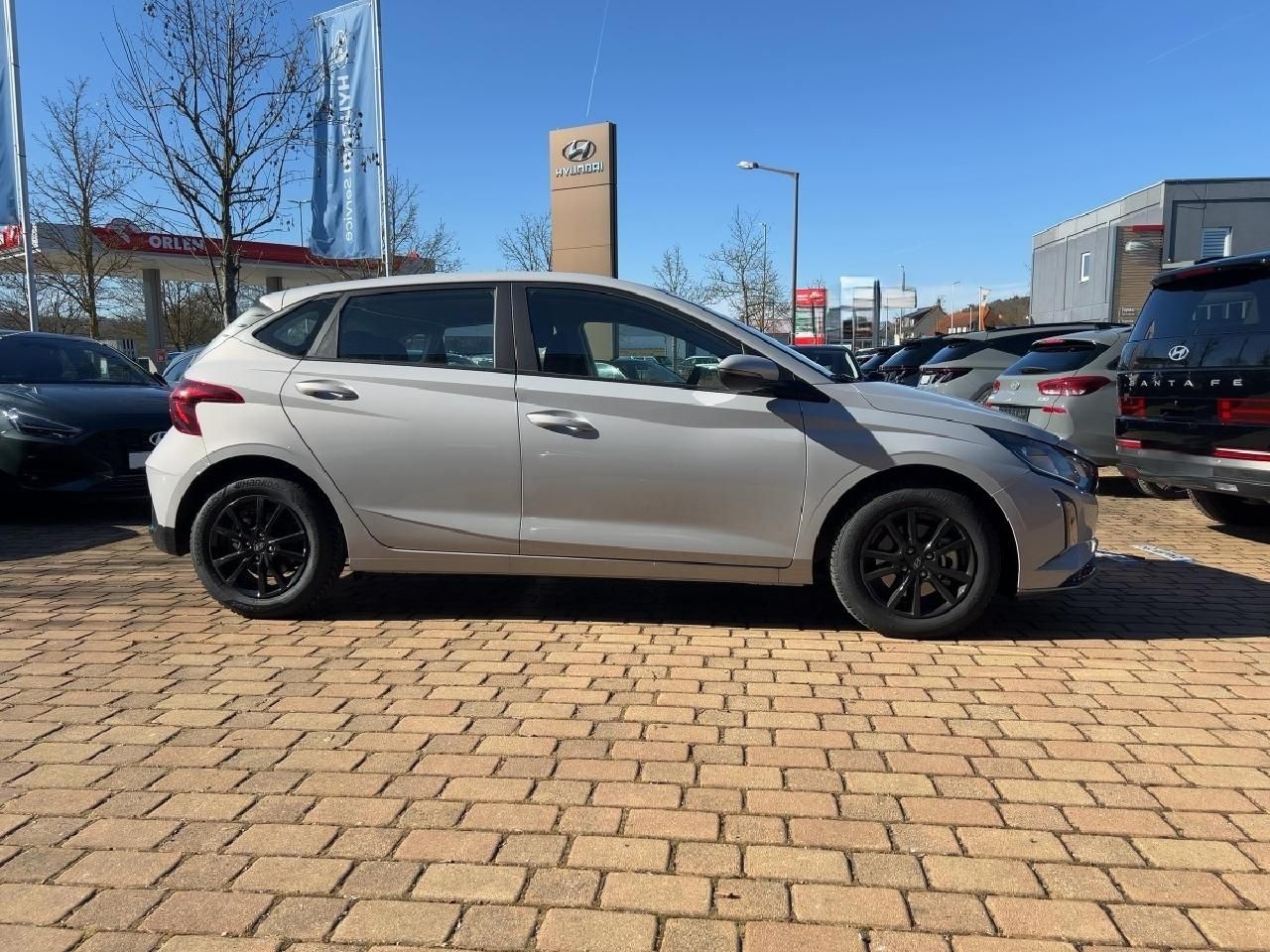 Fahrzeugabbildung Hyundai i20 Trend 7-DCT