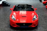Ferrari California 30  2+2  CARBON Edition VOL HAND PACK - Ferrari California: Cabrio
