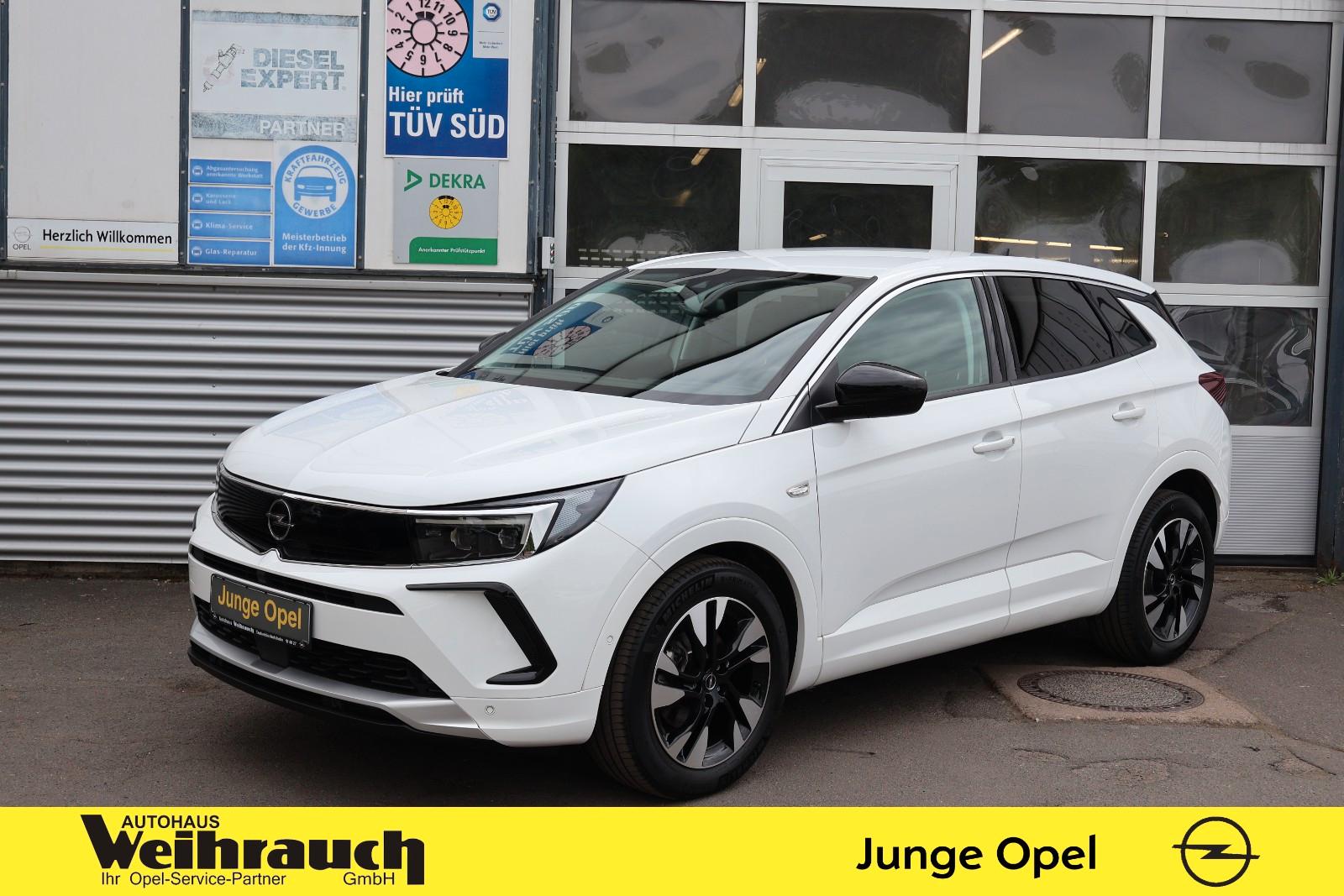 Opel Grandland 1.5 Diesel AT8 Elegance+ACC+Navi+