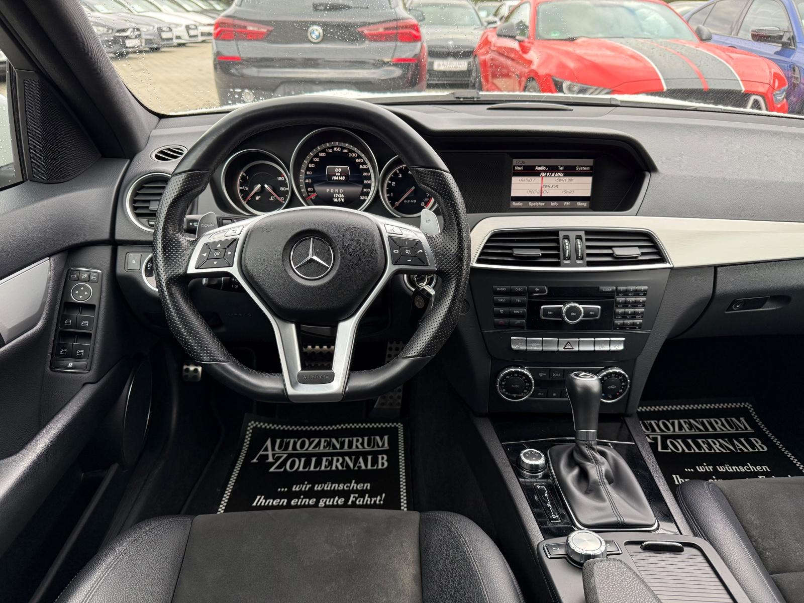 Mercedes C63 AMG Break 6.2 V8 457 ch • Speedshift MCT • Toit ouvrant • GPS • Bi-Xénon • 19"