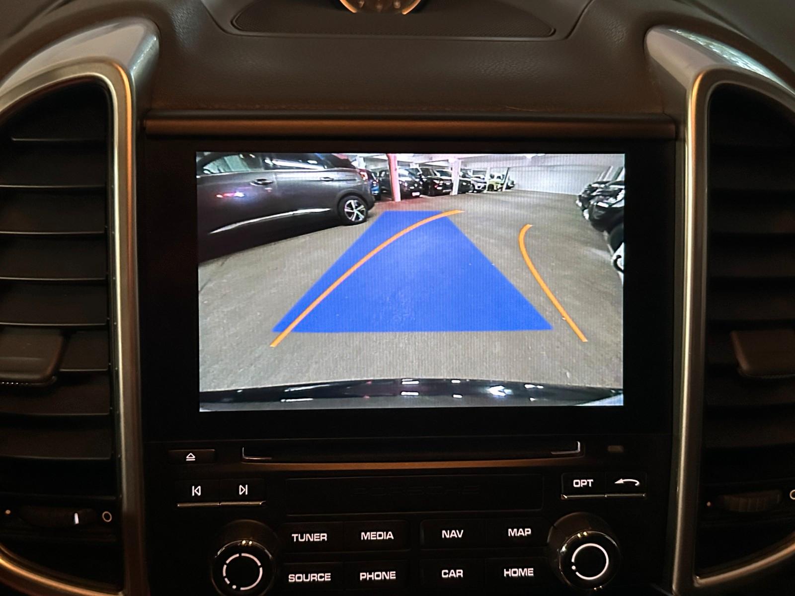 PORSCHE CAYENNE S E-HYBRID PLATINUM EDITION *PANO*LM-21" | 416 ch | 4X4 | BVA | 1-HD, TOP-AUSSTATTUNG!