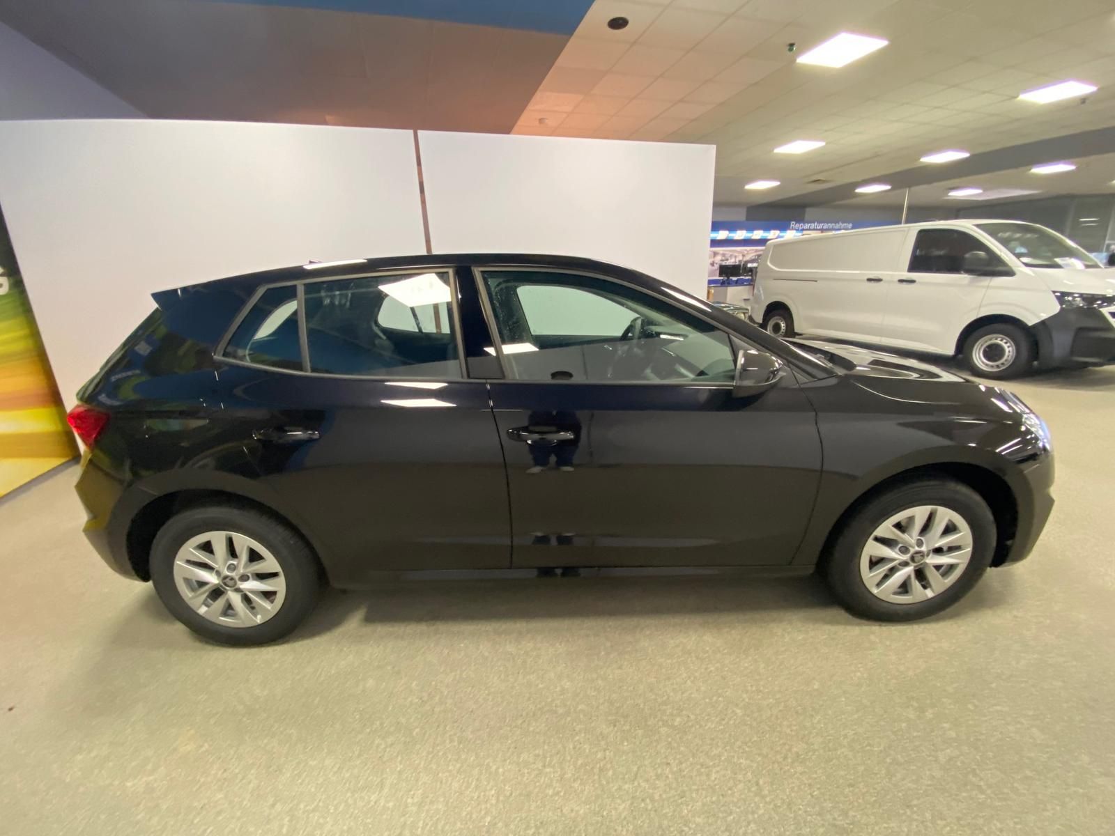 Fahrzeugabbildung SKODA Fabia 1.0 TSI Selection APP+5J. GARANTIE+KAMERA+