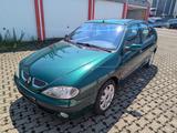 Renault Megane 1.6 16V Expression *TÜV - 01.2027* - Renault Megane aus 2001: 1.6