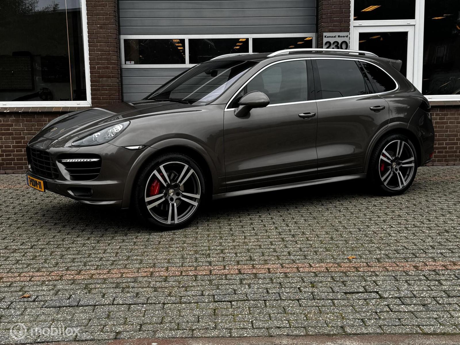 Porsche Cayenne 4.8 GTS AUT LEDER/BUR.M/PANO/CAMERA/ECC