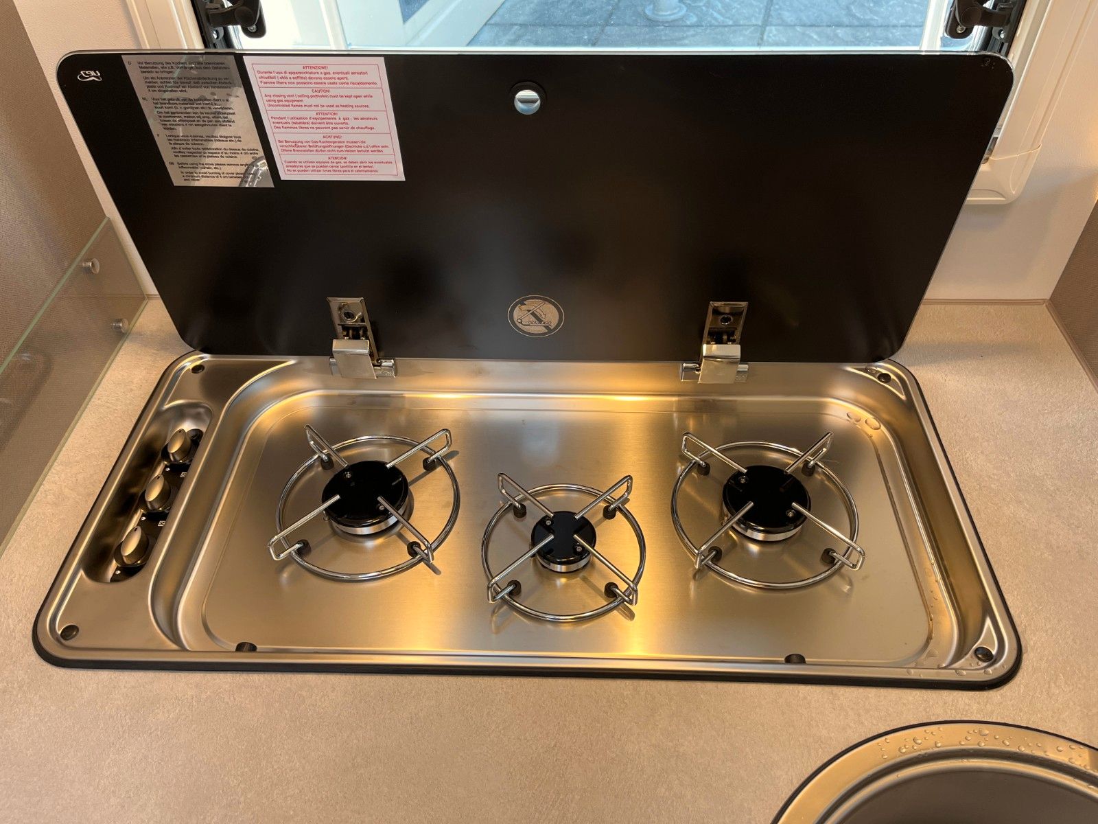 Fahrzeugabbildung Etrusco Etrusco T 7.3 SF *165PS*Markise*Backofen*Sat*Nav