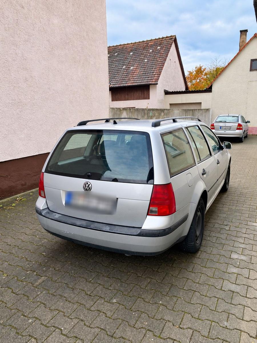 Volkswagen Golf 2006 — engine 101 HP (74kW)