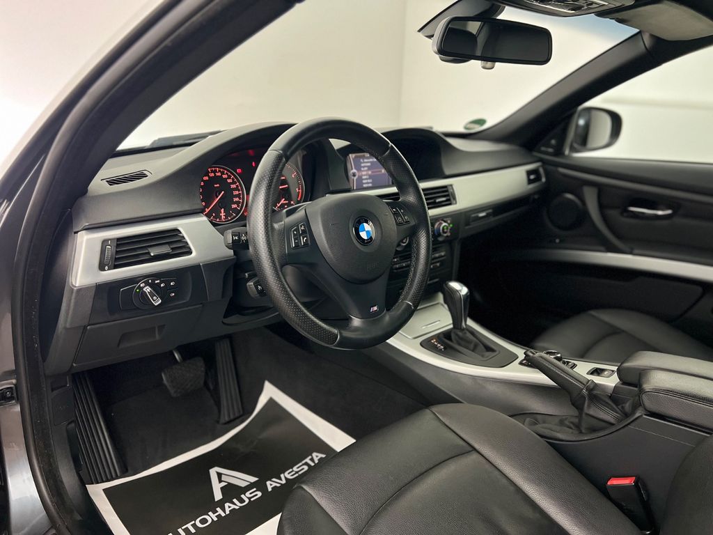 BMW 320d CABRIO M PAKET / NUR 102.tKM / GARANTIE / BMW 320d CABRIO M PAKET / NUR 102.tKM / GARANTIE /