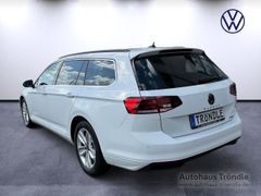 VW Passat Variant 2.0 TDI Business 4Motion Navi LED