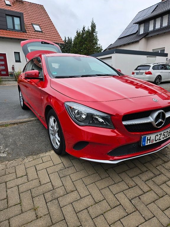 Image of Mercedes-Benz CLA 180 Shooting Brake