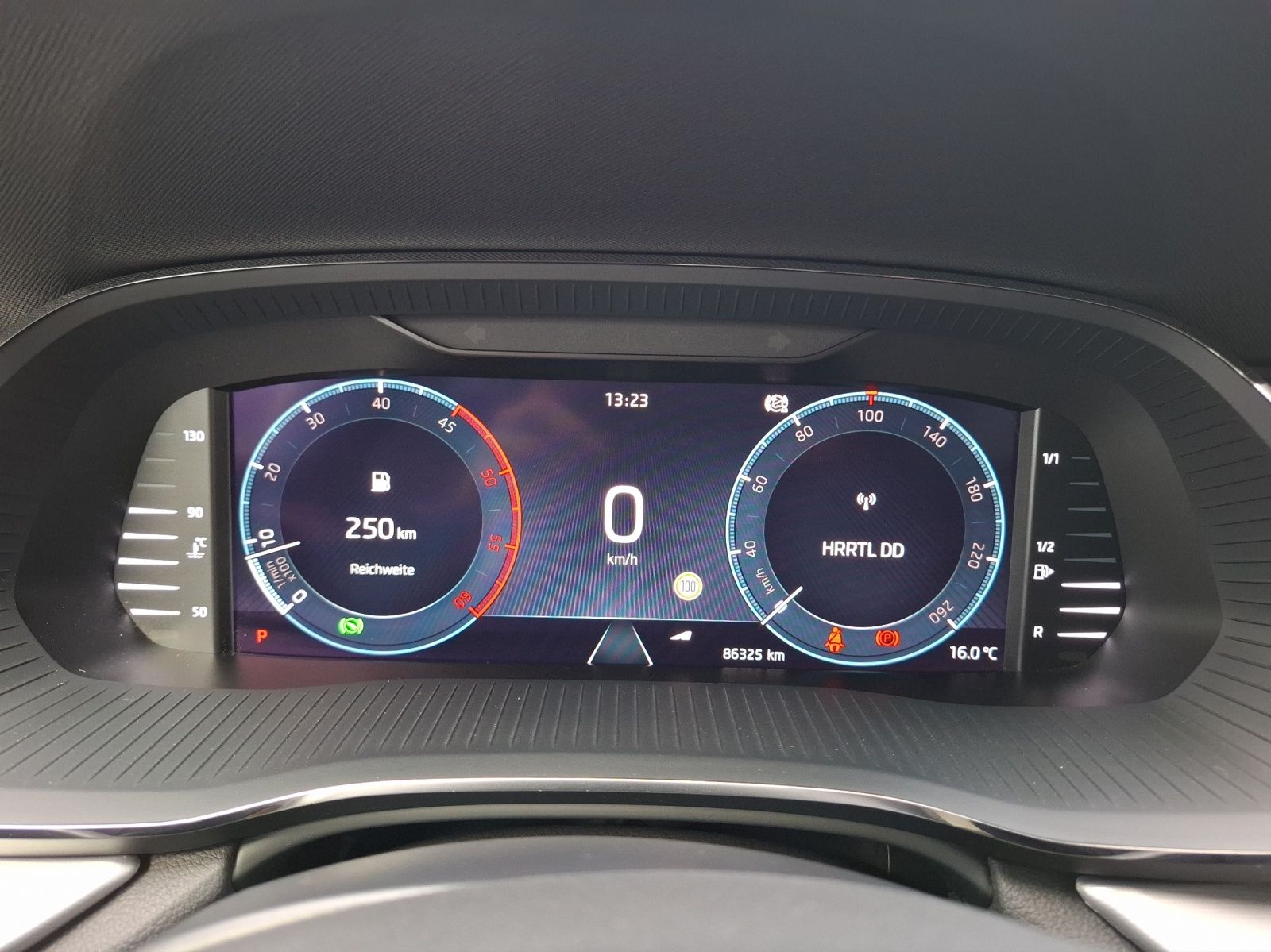 Fahrzeugabbildung SKODA Octavia Combi TDI First-Edition DSG Matrix Navi