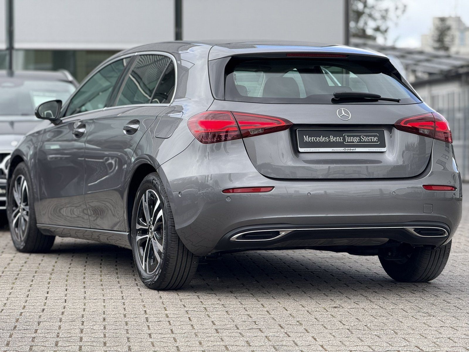 Fahrzeugabbildung Mercedes-Benz A 200 Progressive*LED*KAMERA*SPURHALTE*LENKRADHE