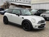 MINI COOPER 1.6 Mini Cooper /  TÜV NEU / SHZ - MINI MINI Gebrauchtwagen in Karlsruhe