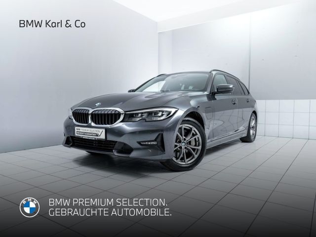 BMW 330 e Touring Sport Line Panorama AHK Live Cockp