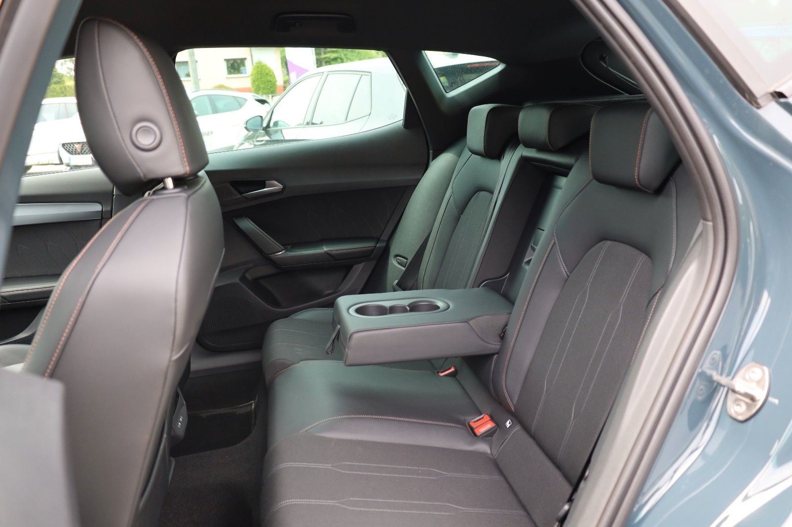 Fahrzeugabbildung CUPRA Formentor 1.5 eTSI 110 kW *Allwetter