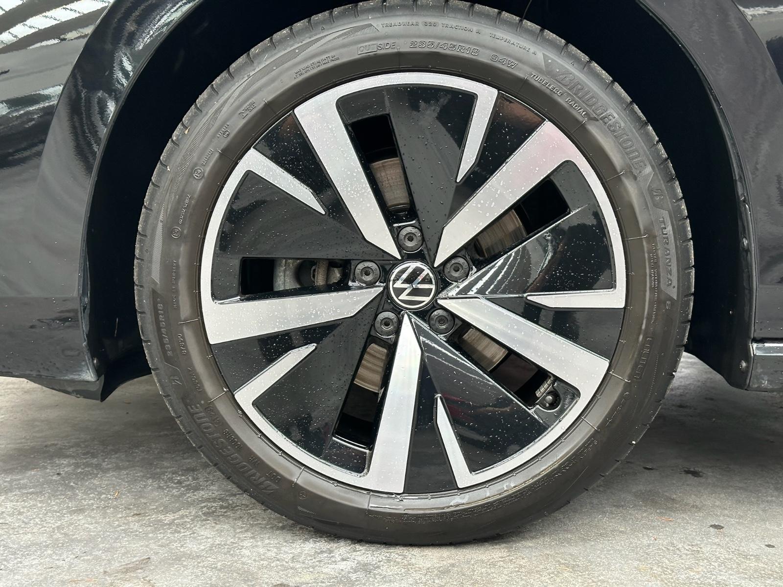 Volkswagen Passat Variant 1.5 eTSI 110 kW Business#AHK#Navi