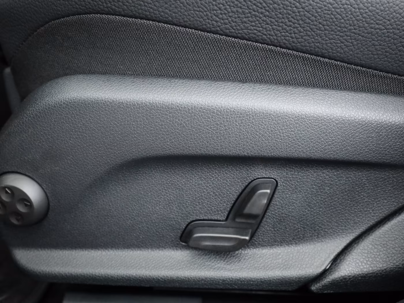 Mercedes-Benz E-Class d 4M T *Avantgarde*LED*PDC*Kamera*Navi*DAB, миниатюра 25