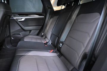 Volkswagen Touareg - 8