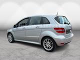 Mercedes-Benz B 180*8fach bereift*TÜV & SERVICE NEU*GARANTIE - Mercedes-Benz B-Class aus 2010