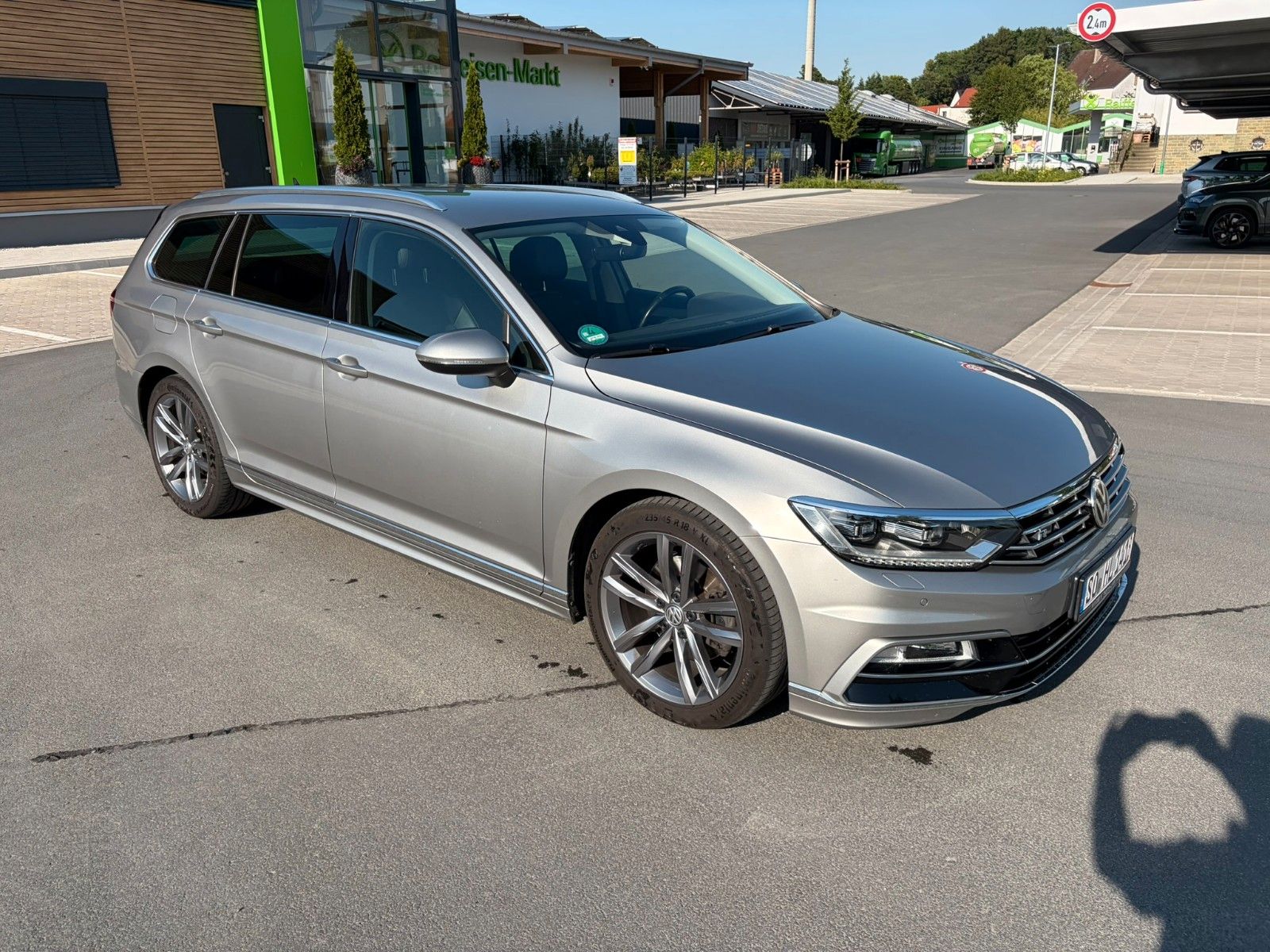 VW Passat Variant R-Line 2.0 TDI SCR 140kW DSG 