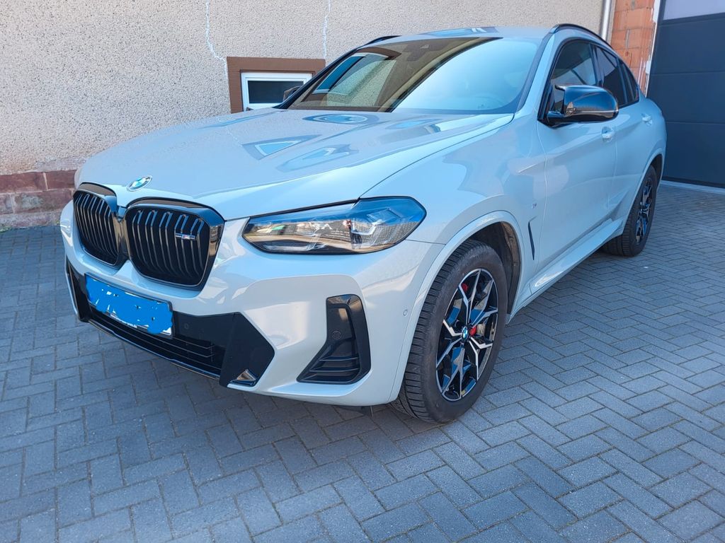 Image of BMW X4 M40